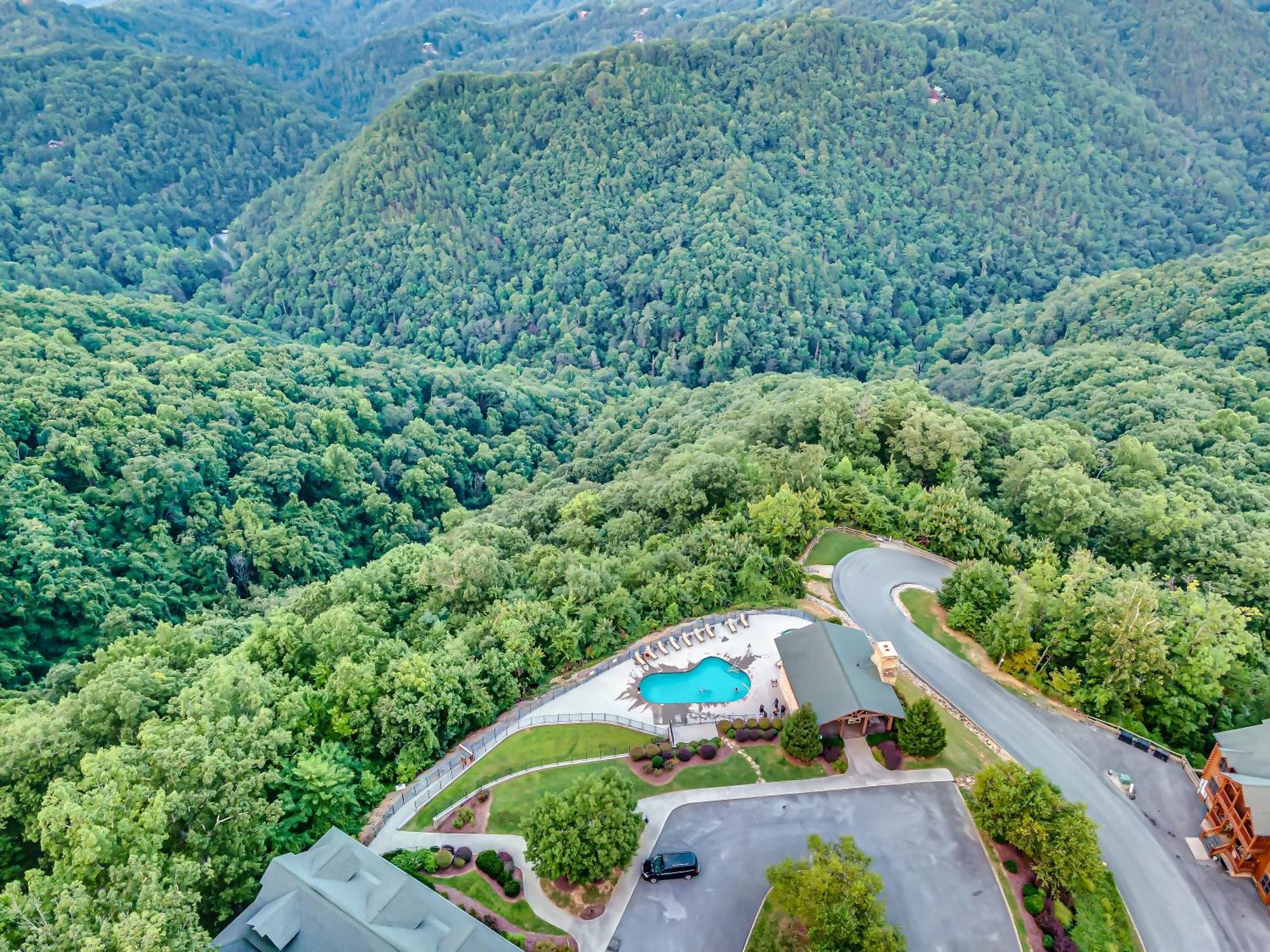 Epic Mountain Views, Hot Tub, Game Room, Sleeps 10 Sevierville Exterior foto