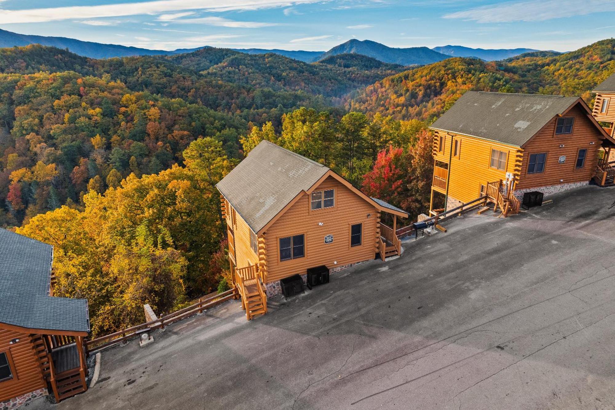 Epic Mountain Views, Hot Tub, Game Room, Sleeps 10 Sevierville Exterior foto