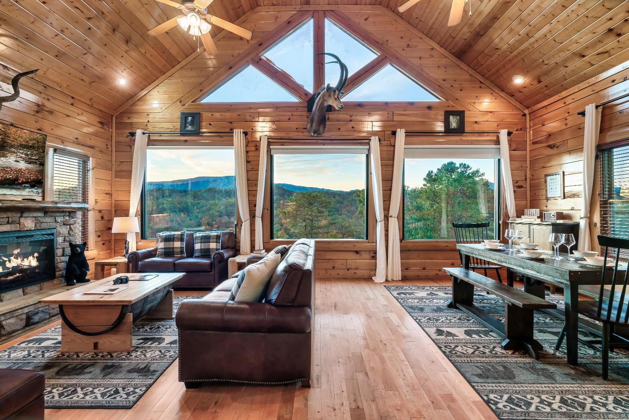 Epic Mountain Views, Hot Tub, Game Room, Sleeps 10 Sevierville Exterior foto