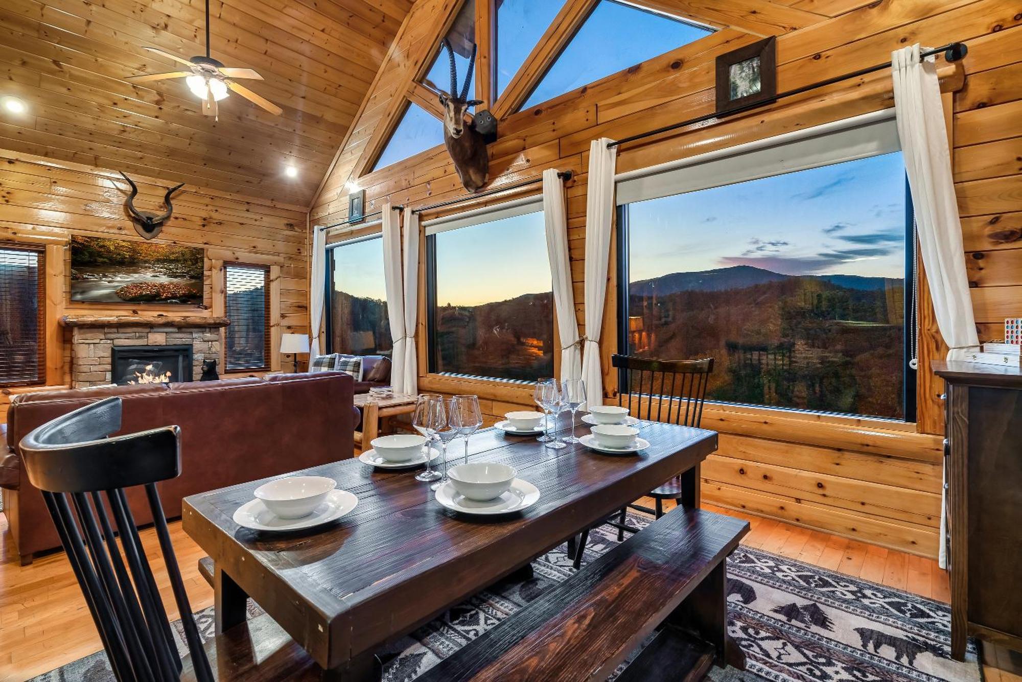 Epic Mountain Views, Hot Tub, Game Room, Sleeps 10 Sevierville Exterior foto