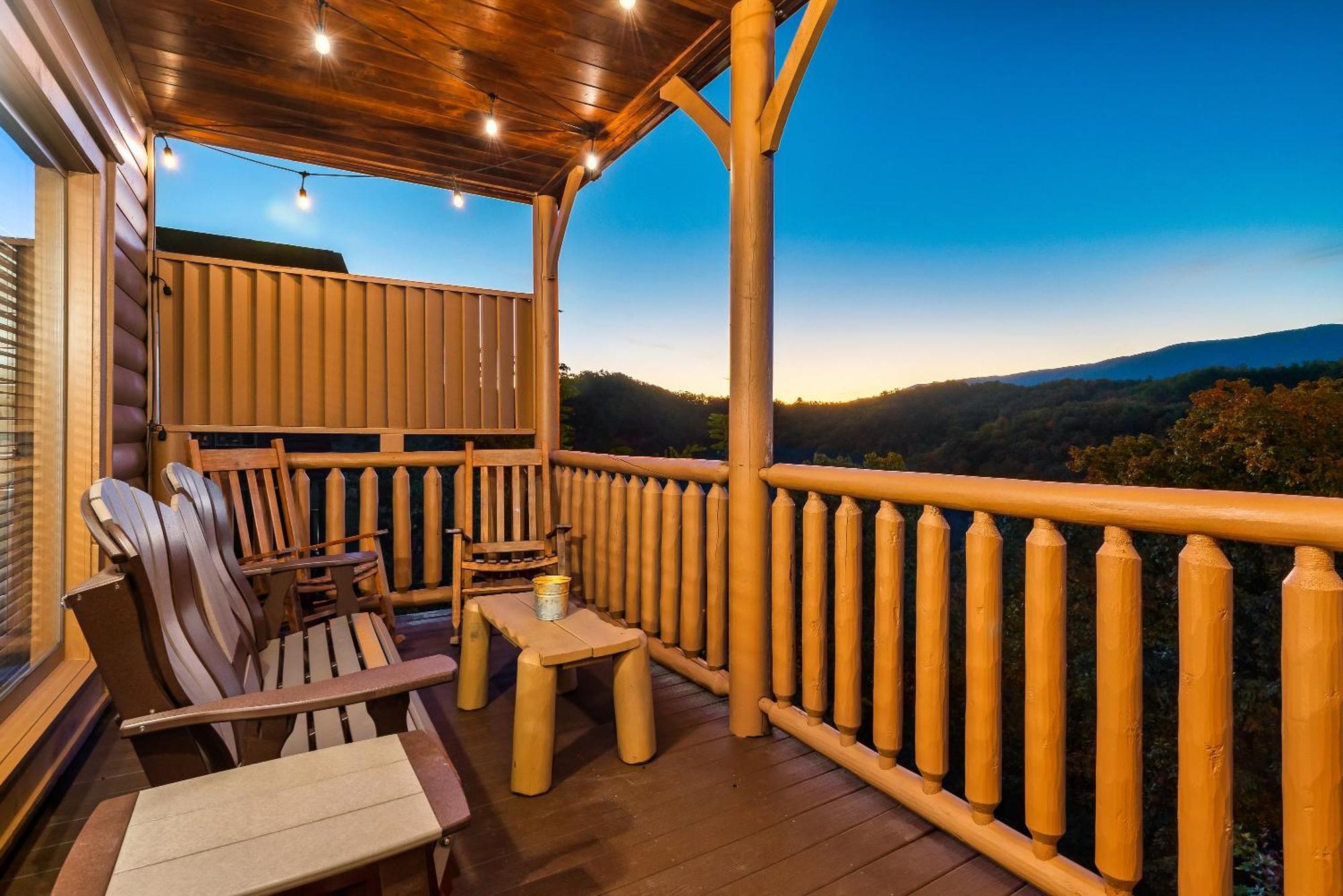 Epic Mountain Views, Hot Tub, Game Room, Sleeps 10 Sevierville Exterior foto